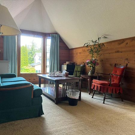 Jason House - Immaculate Suites In A Quiet Seaside Neighbourhood Near Uvic Victoria Exterior foto